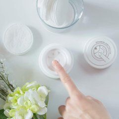 VICTORIA BEAUTY Denní a noční  krém s kyselinou hyaluronovou 30+, 50ml